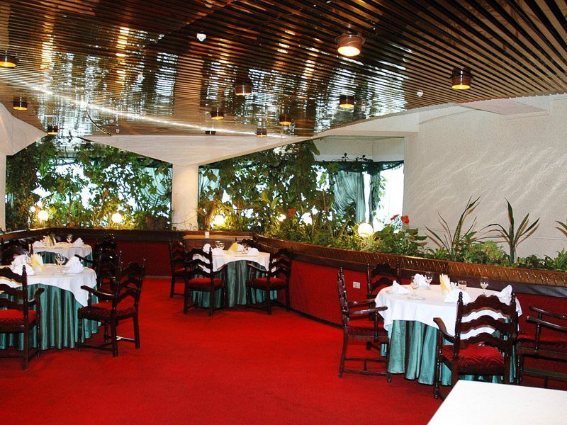 Salute Hotel Kiev Luaran gambar