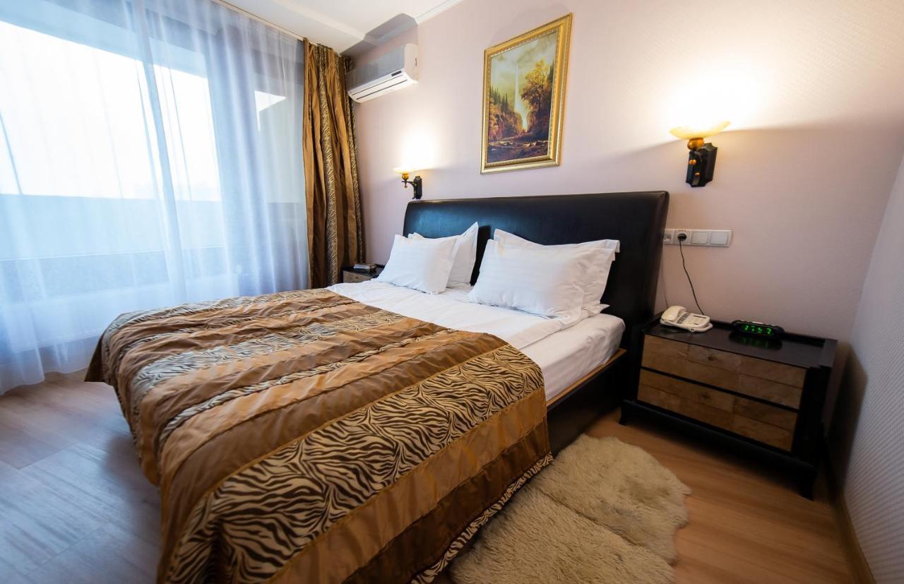 Salute Hotel Kiev Luaran gambar